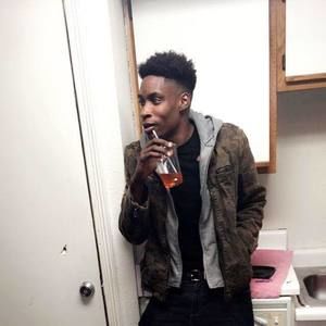 Meet your Posher, Malik